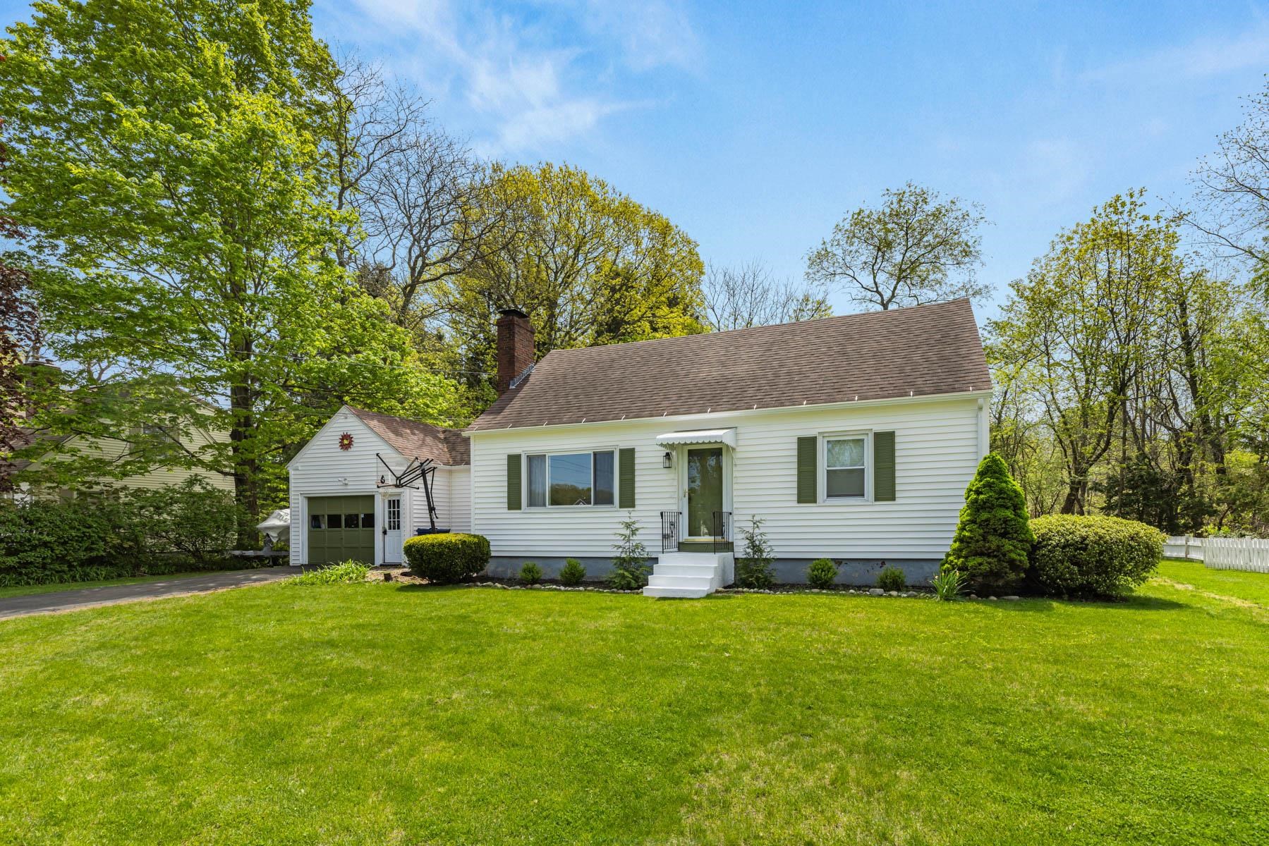7 Lamson Lane