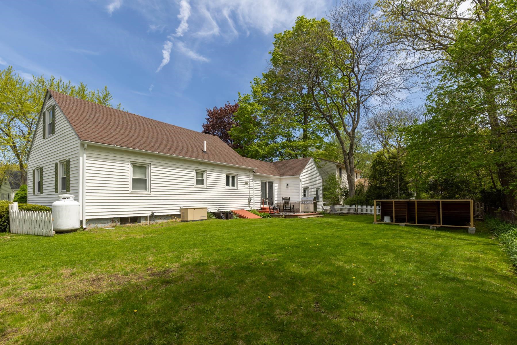 7 Lamson Lane