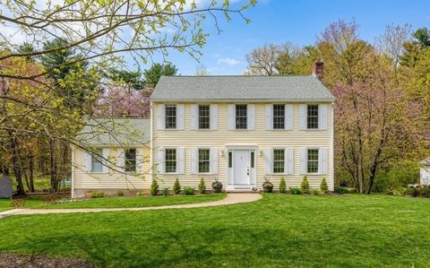 10 Dawn Street Salem NH 03079