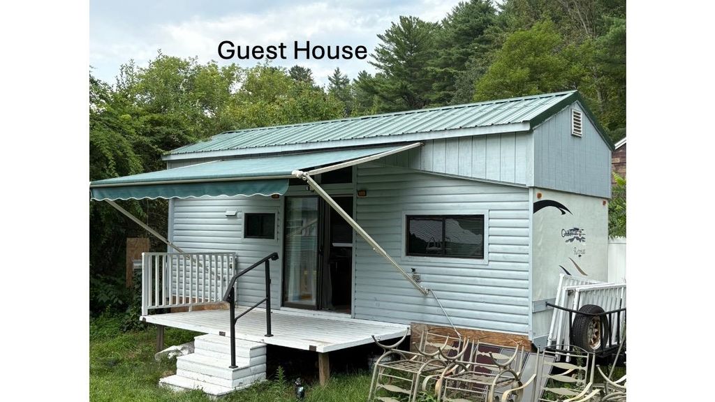 Photo of 35 Grandview Street, Claremont, NH 03743 (MLS # 5058457)