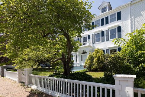 53 Austin Street Portsmouth NH 03801