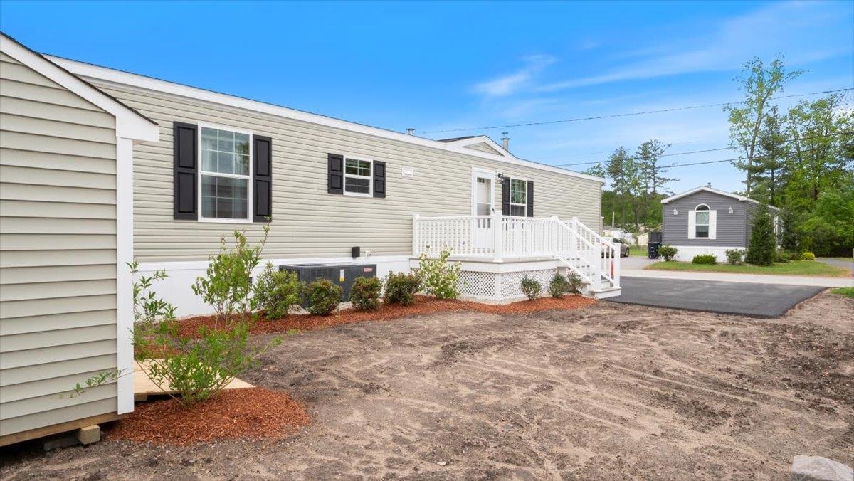 29 Lowell Road 17