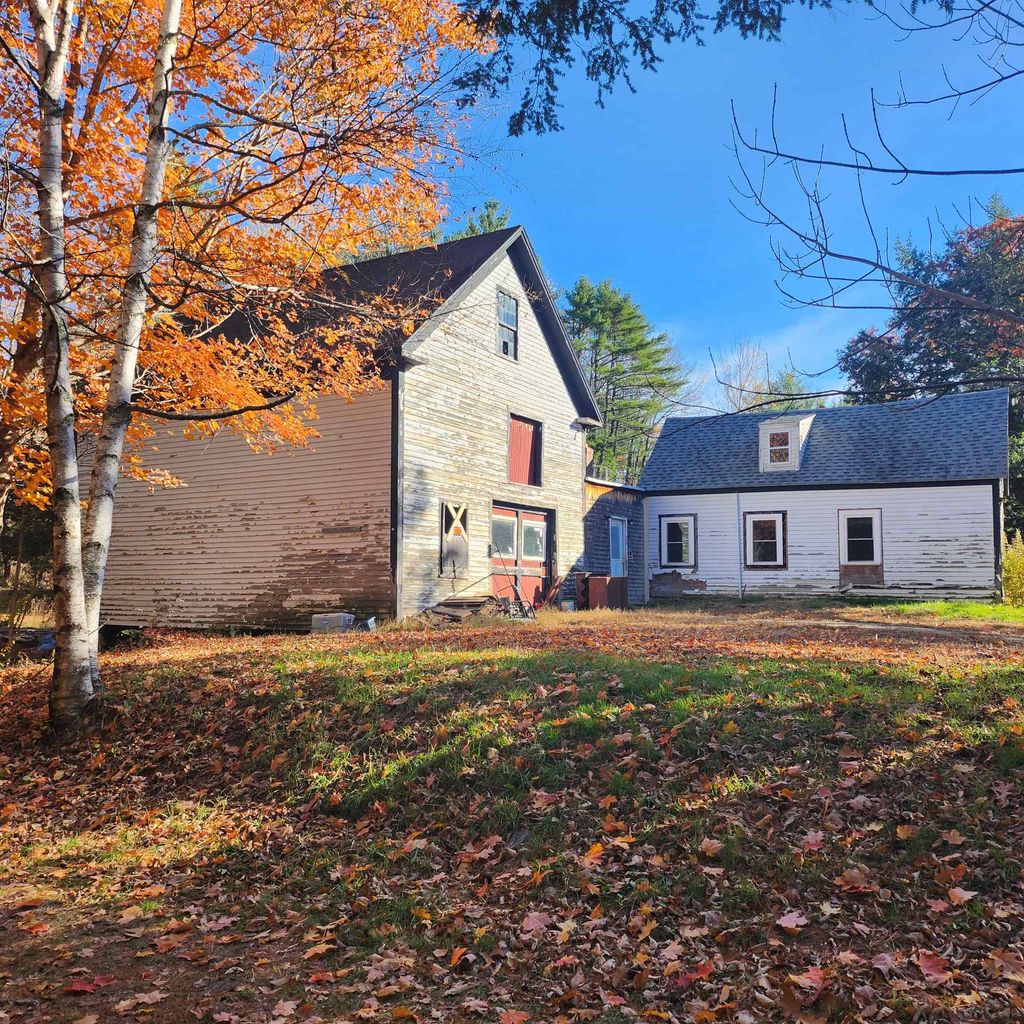 Photo of 44 Garney Road, Wakefield, NH 03872 (MLS # 5067596)