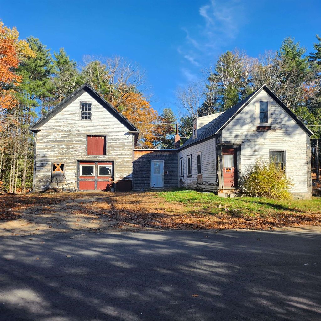 Photo of 44 Garney Road, Wakefield, NH 03872 (MLS # 5067596)