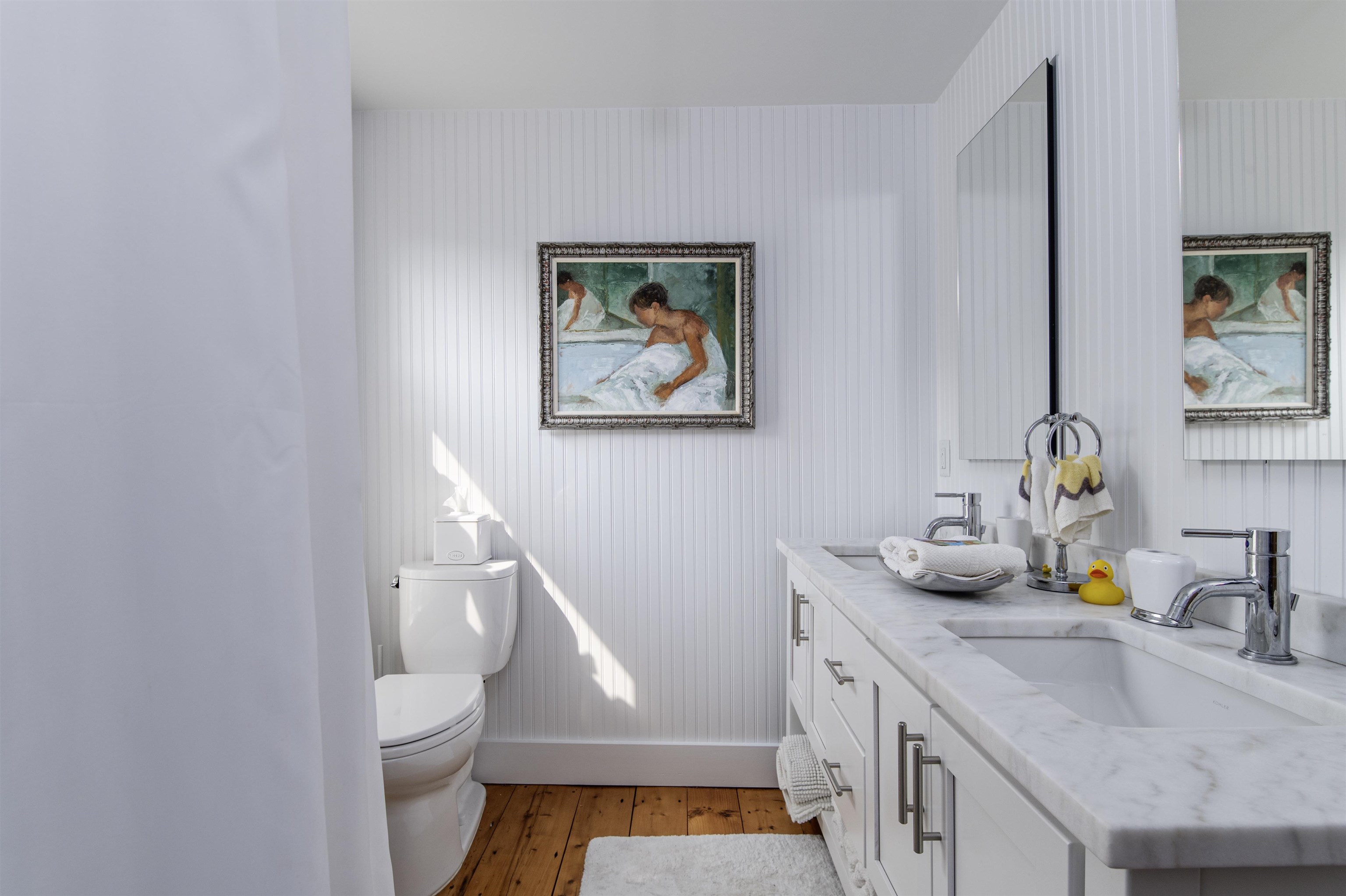 Londonderry, Vermont 05155, United States, 5 Bedrooms Bedrooms, ,4 BathroomsBathrooms,Residential,Active,215372