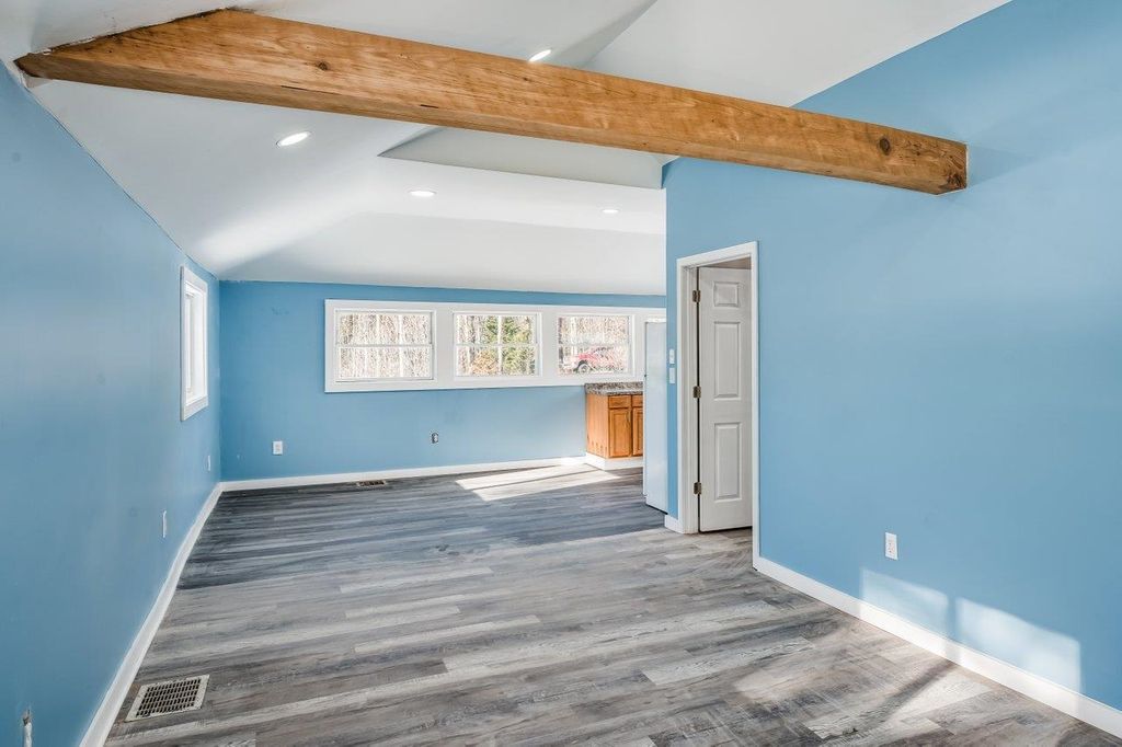 Photo of 8 Phillips Lane, Rochester, NH 03868 (MLS # 5073751)