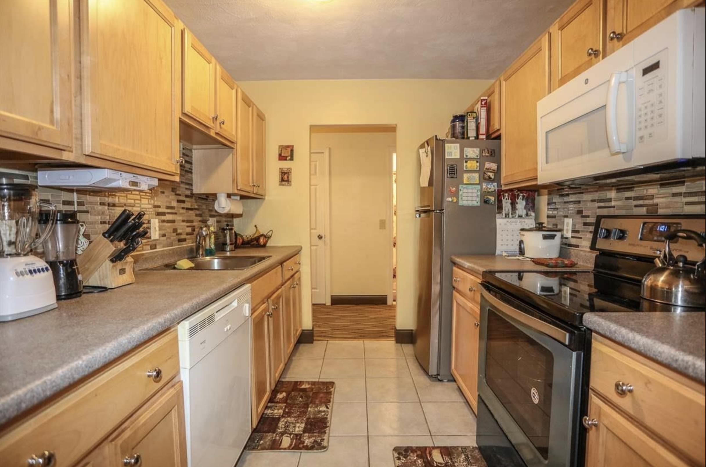 11 Strawberry Bank Road 17