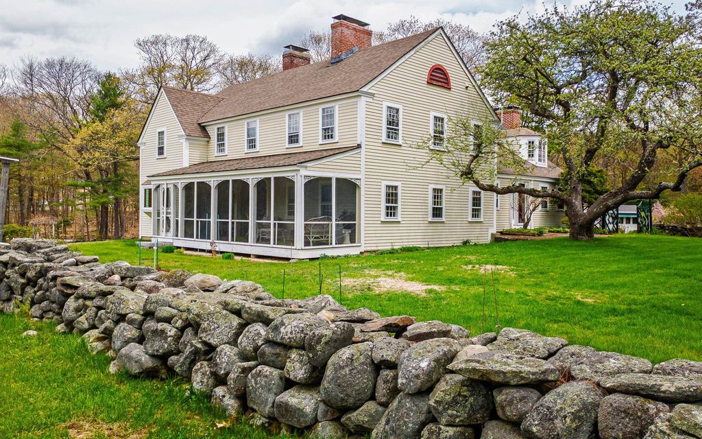 Photo of 93 Rhododendron Road, Fitzwilliam, NH 03447 (MLS # 5089113)