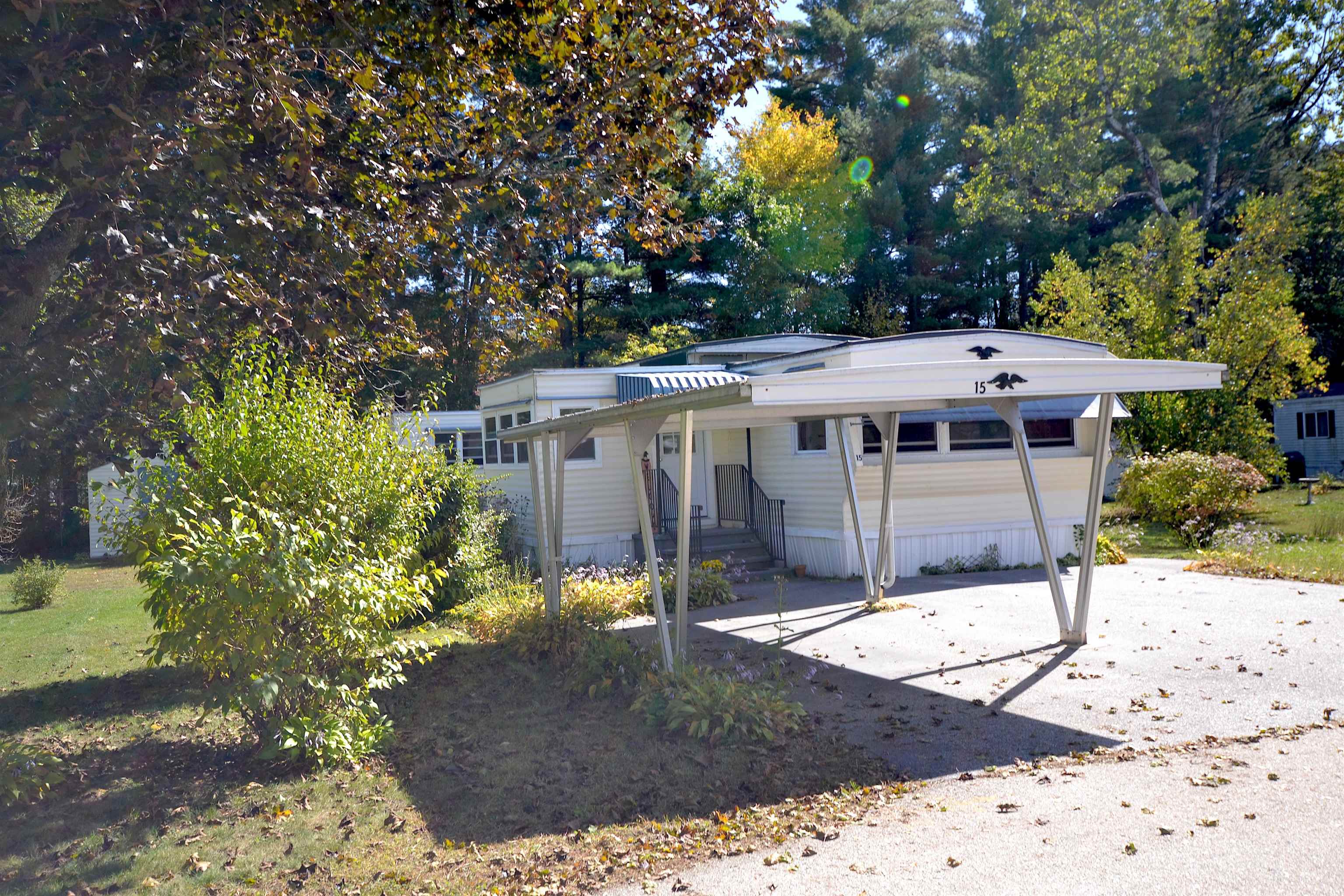 15 Bridle Path Trail