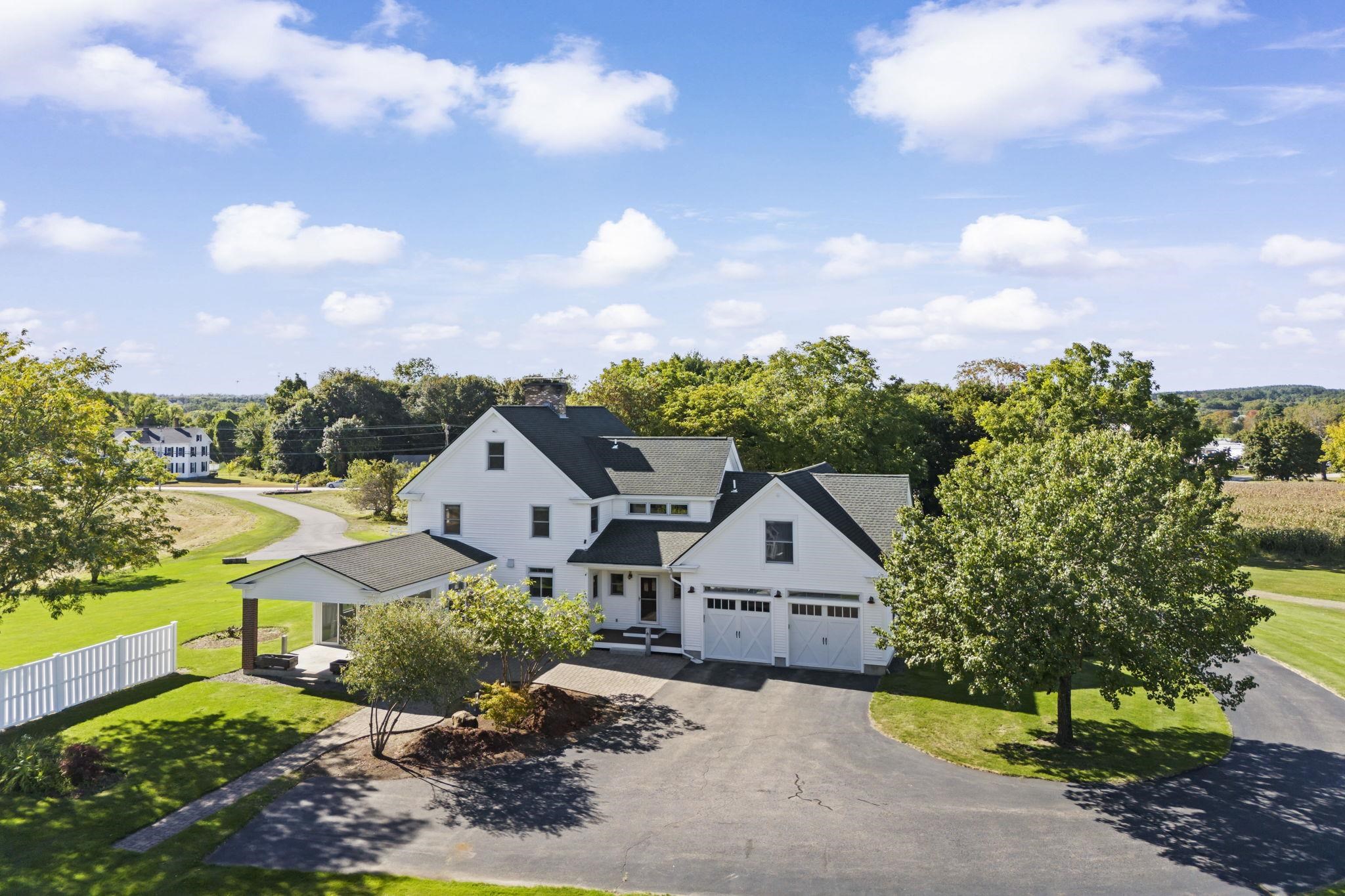 315 Charles Bancroft Highway