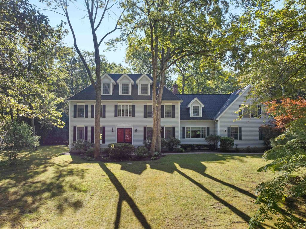 Photo of 117 Castle Hill Road, Windham, NH 03087 (MLS # 5087373)