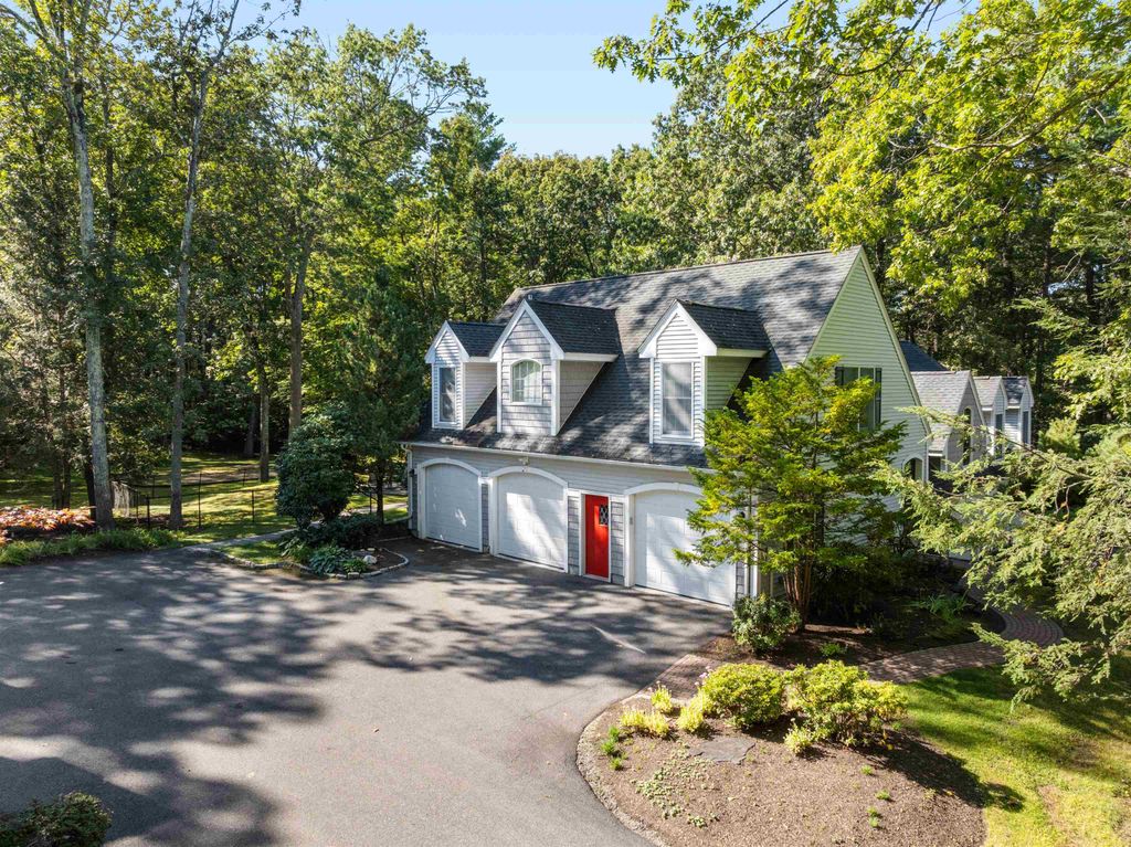 Photo of 117 Castle Hill Road, Windham, NH 03087 (MLS # 5087373)
