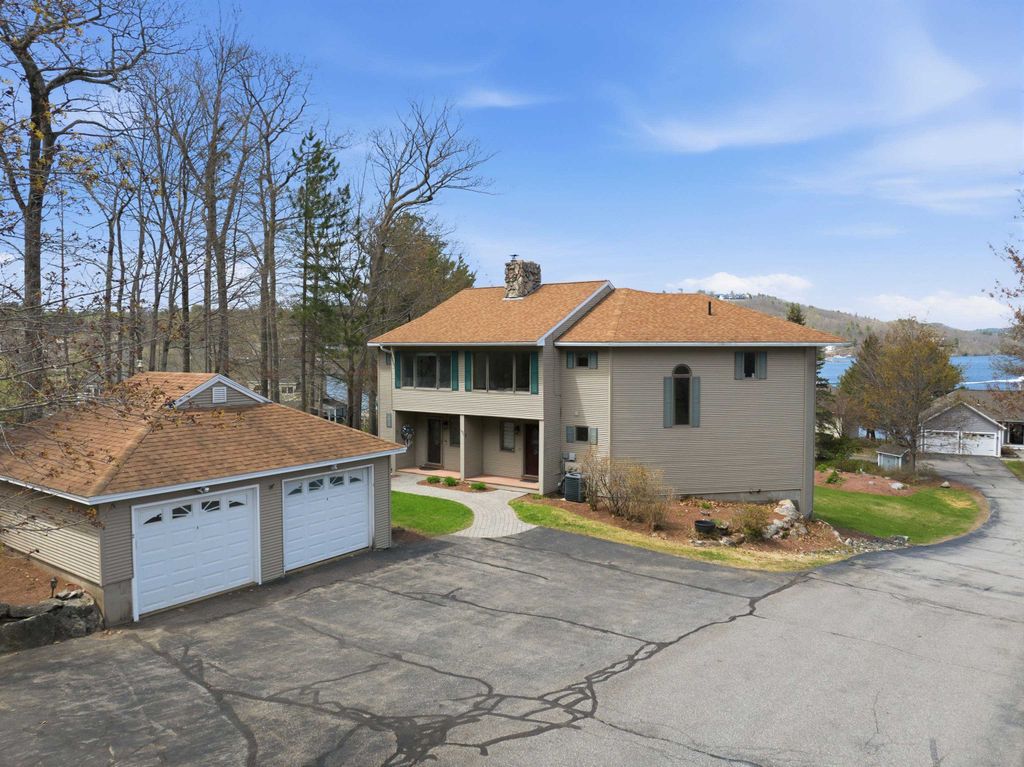 Photo of 94 Lucerne Avenue #1, Laconia, NH 03246 (MLS # 5087387)