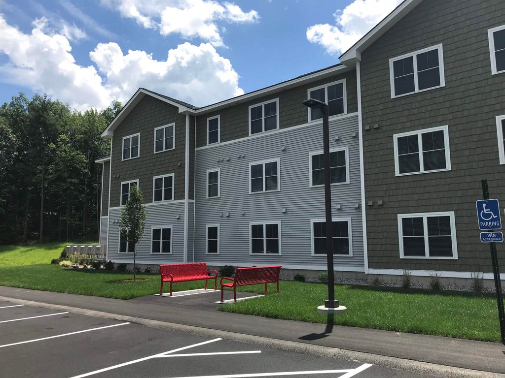 Photo of 52 East Ridge Drive #110, Milford, NH 03055 (MLS # 5066474)