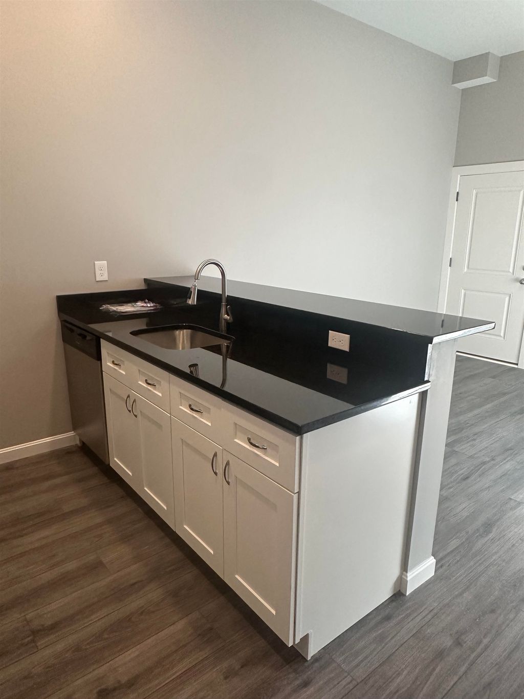 Photo of 45 Monarch Way #102, Portsmouth, NH 03801 (MLS # 5076888)
