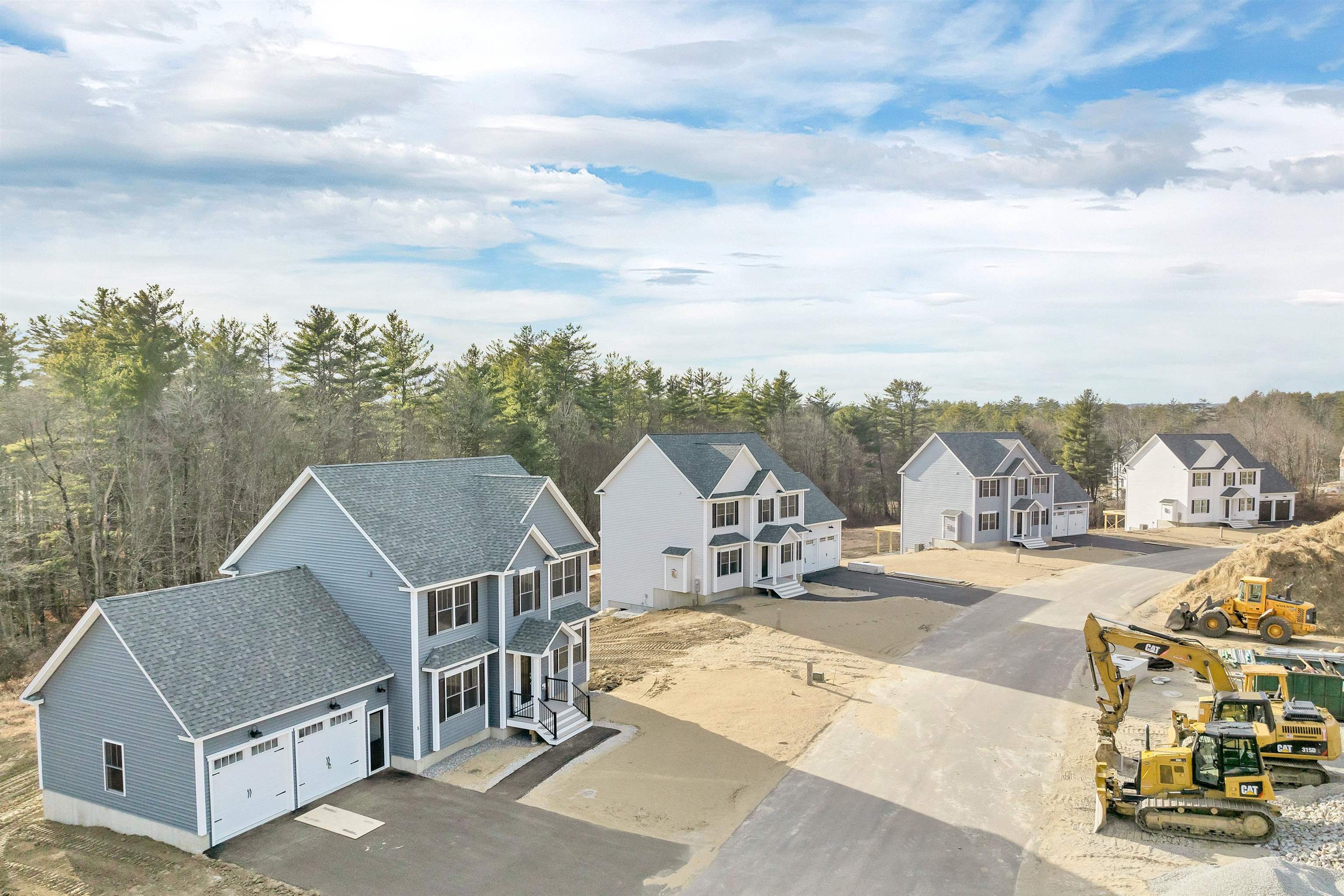 Concord, New Hampshire 03301, United States, 3 Bedrooms Bedrooms, ,3 BathroomsBathrooms,Residential,Pending,16675