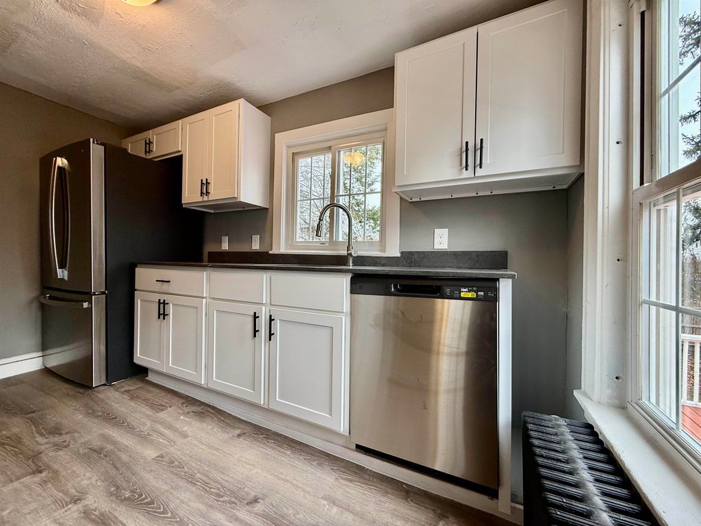 Photo of 600 Spruce Street, Manchester, NH 03103 (MLS # 5071091)