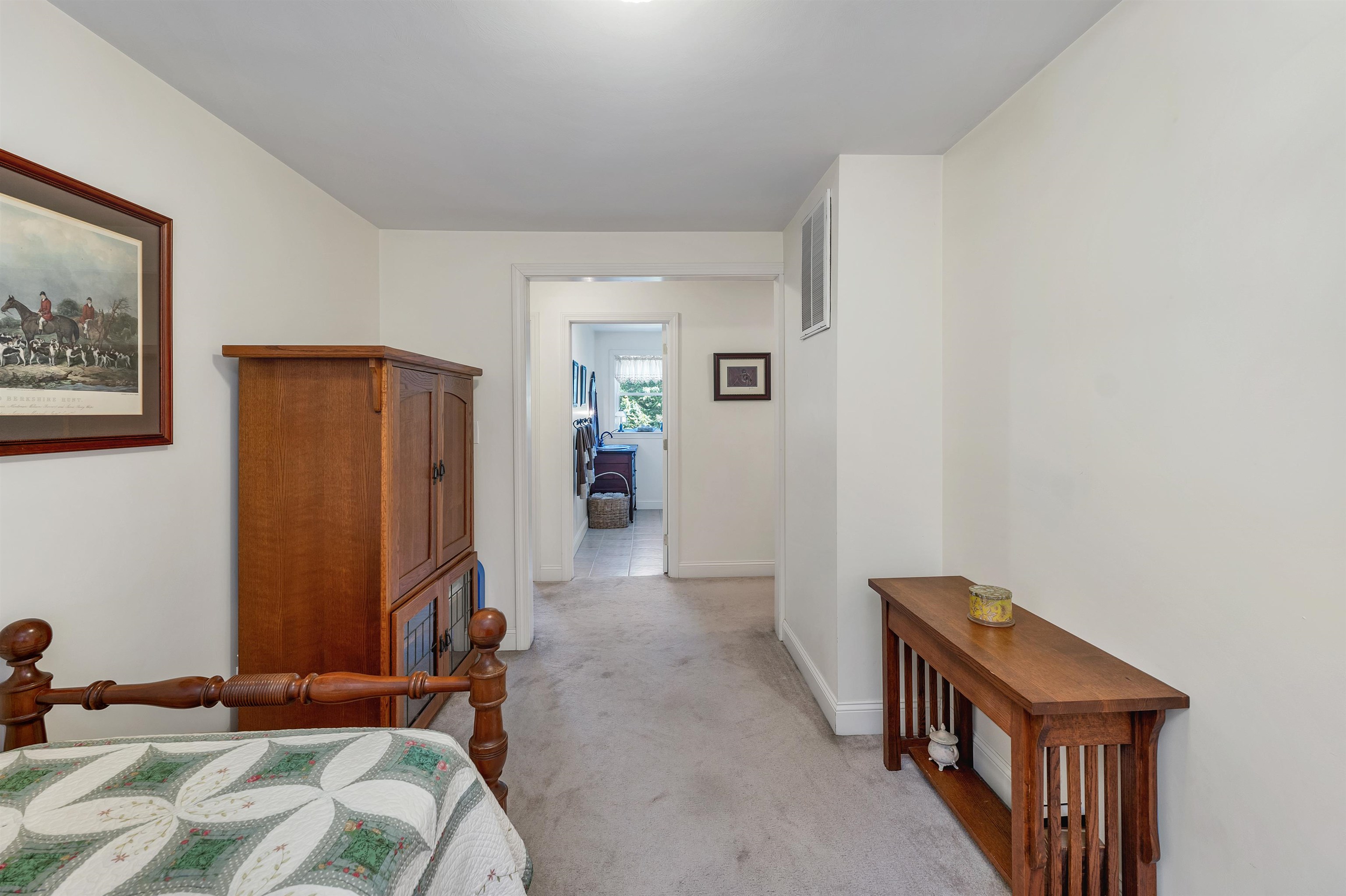 Meredith, New Hampshire 03253, United States, 3 Bedrooms Bedrooms, ,3 BathroomsBathrooms,Residential,Active,160023