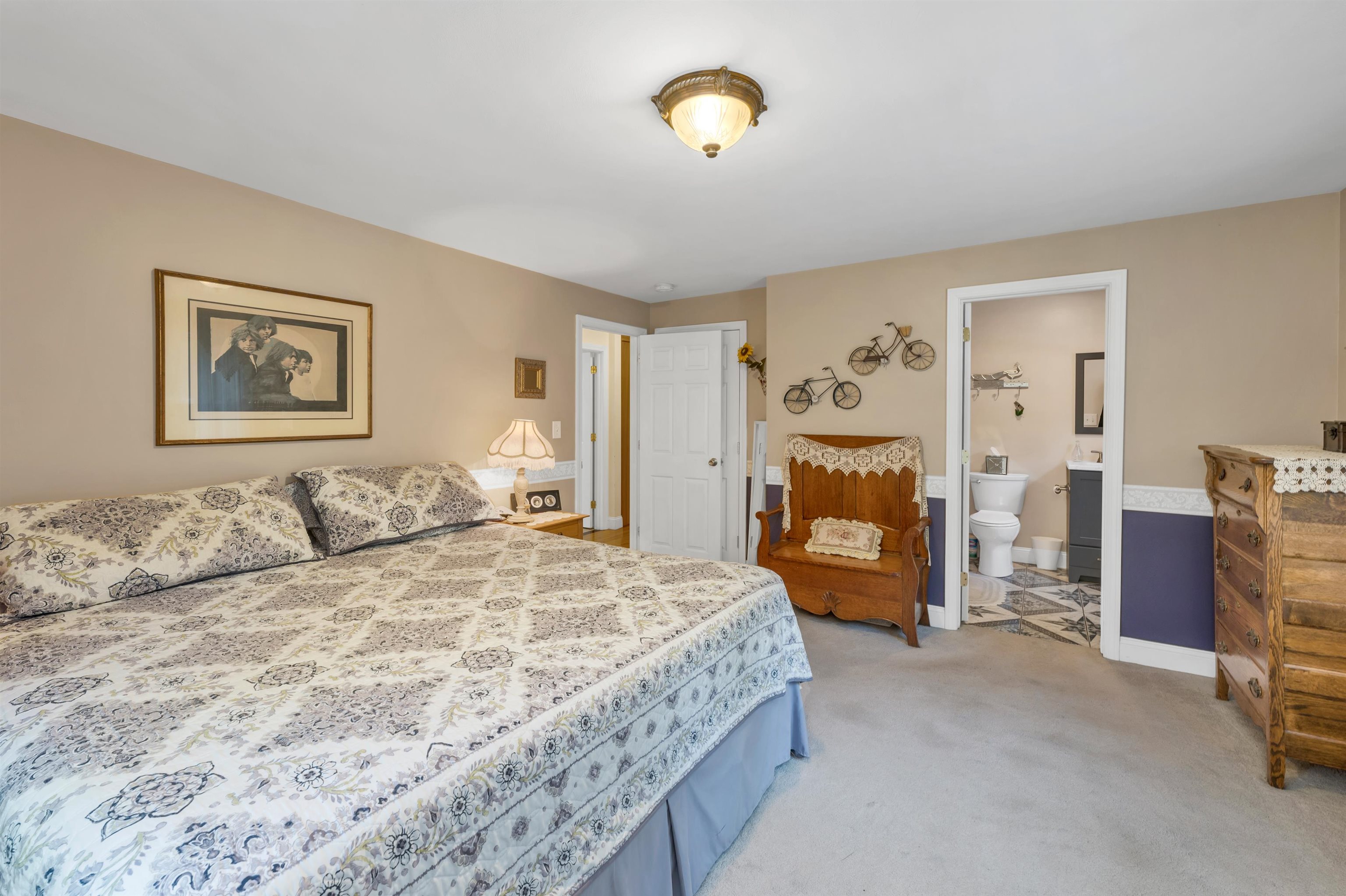 Meredith, New Hampshire 03253, United States, 3 Bedrooms Bedrooms, ,3 BathroomsBathrooms,Residential,Active,160023