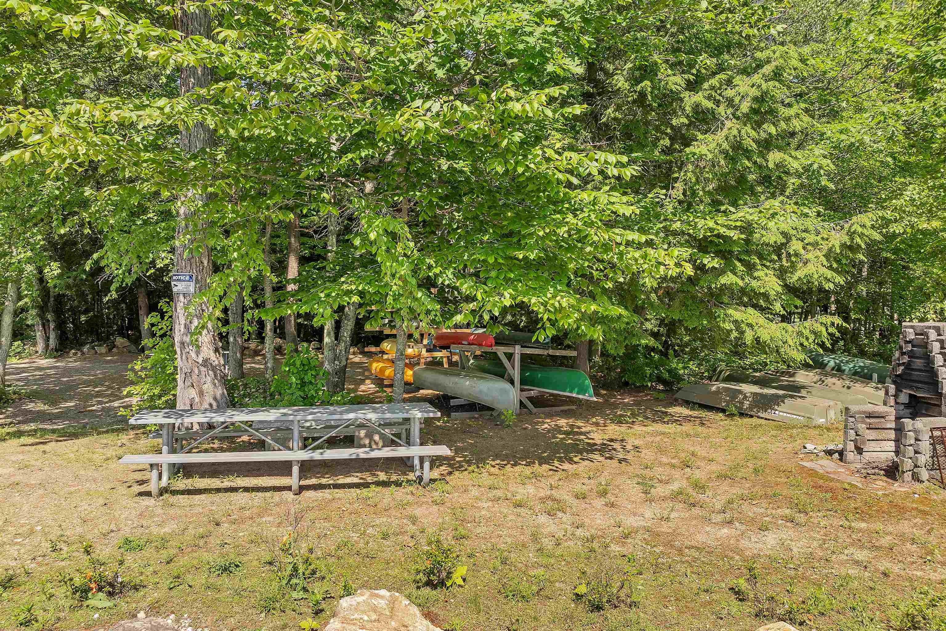 Meredith, New Hampshire 03253, United States, 3 Bedrooms Bedrooms, ,3 BathroomsBathrooms,Residential,Active,160023
