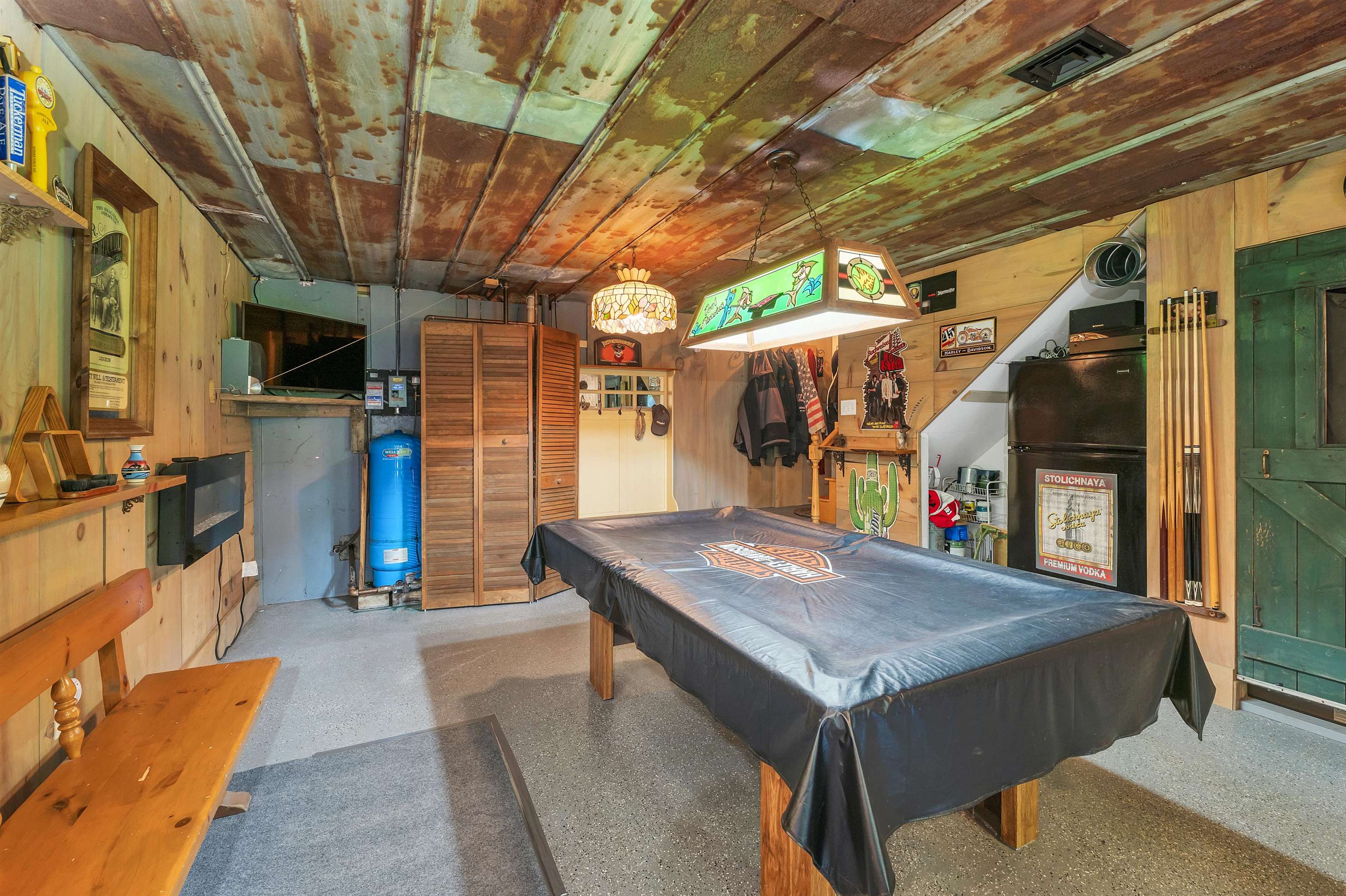 Meredith, New Hampshire 03253, United States, 3 Bedrooms Bedrooms, ,3 BathroomsBathrooms,Residential,Active,160023