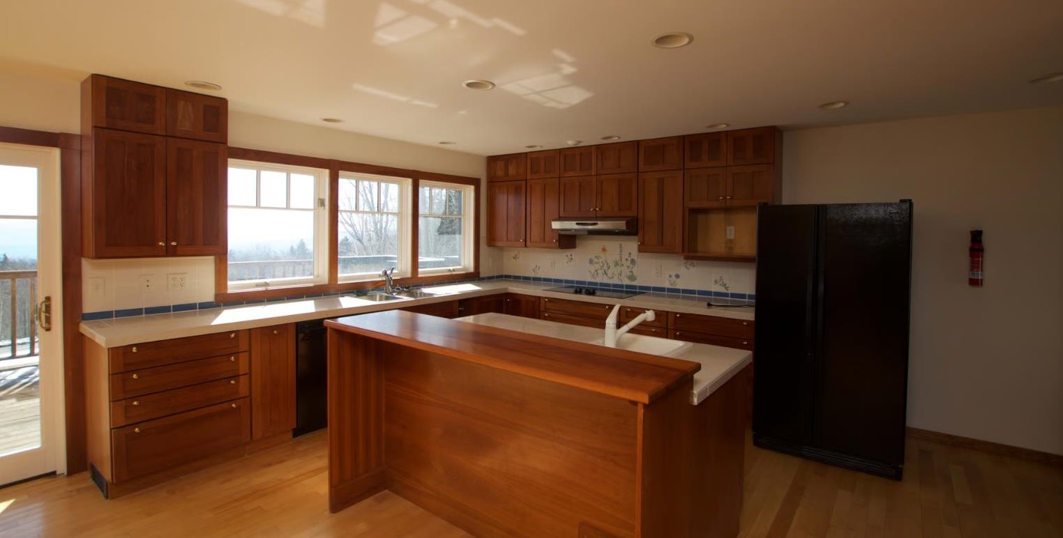 Stowe, Vermont 05672, United States, 3 Bedrooms Bedrooms, ,3 BathroomsBathrooms,Residential,Active,255209