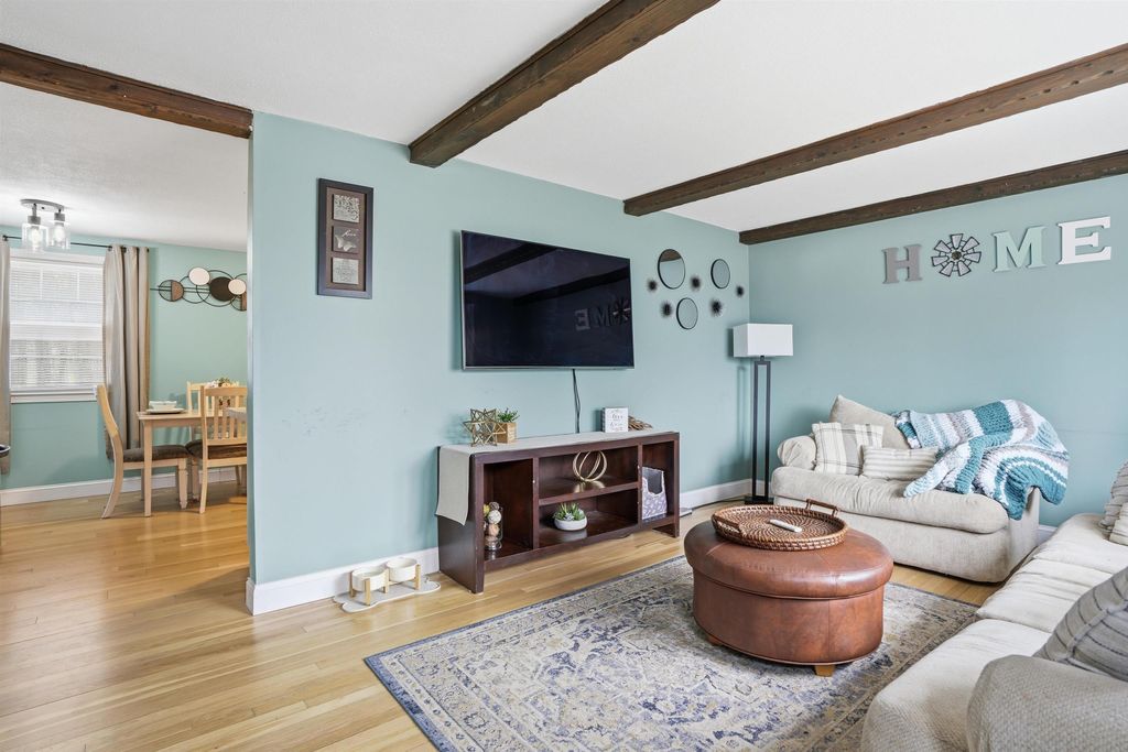 Photo of 42 Belmont Drive, Merrimack, NH 03054 (MLS # 5081698)