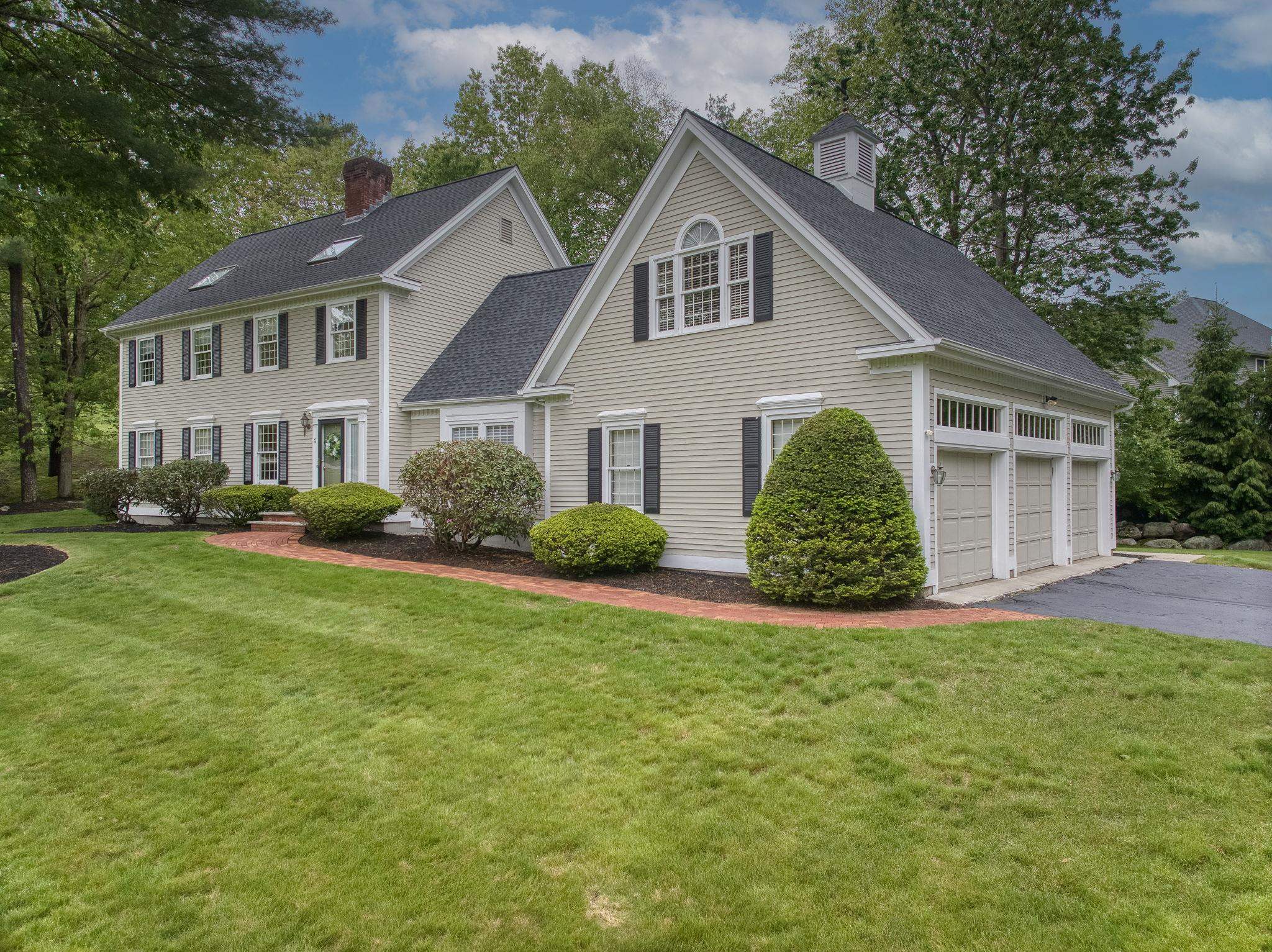 4 Catesby Lane