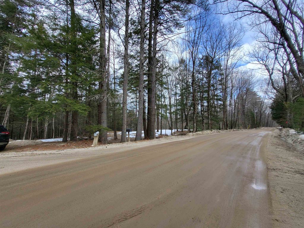 Photo of 890 Washburn Road, Alexandria, NH 03222 (MLS # 5081648)