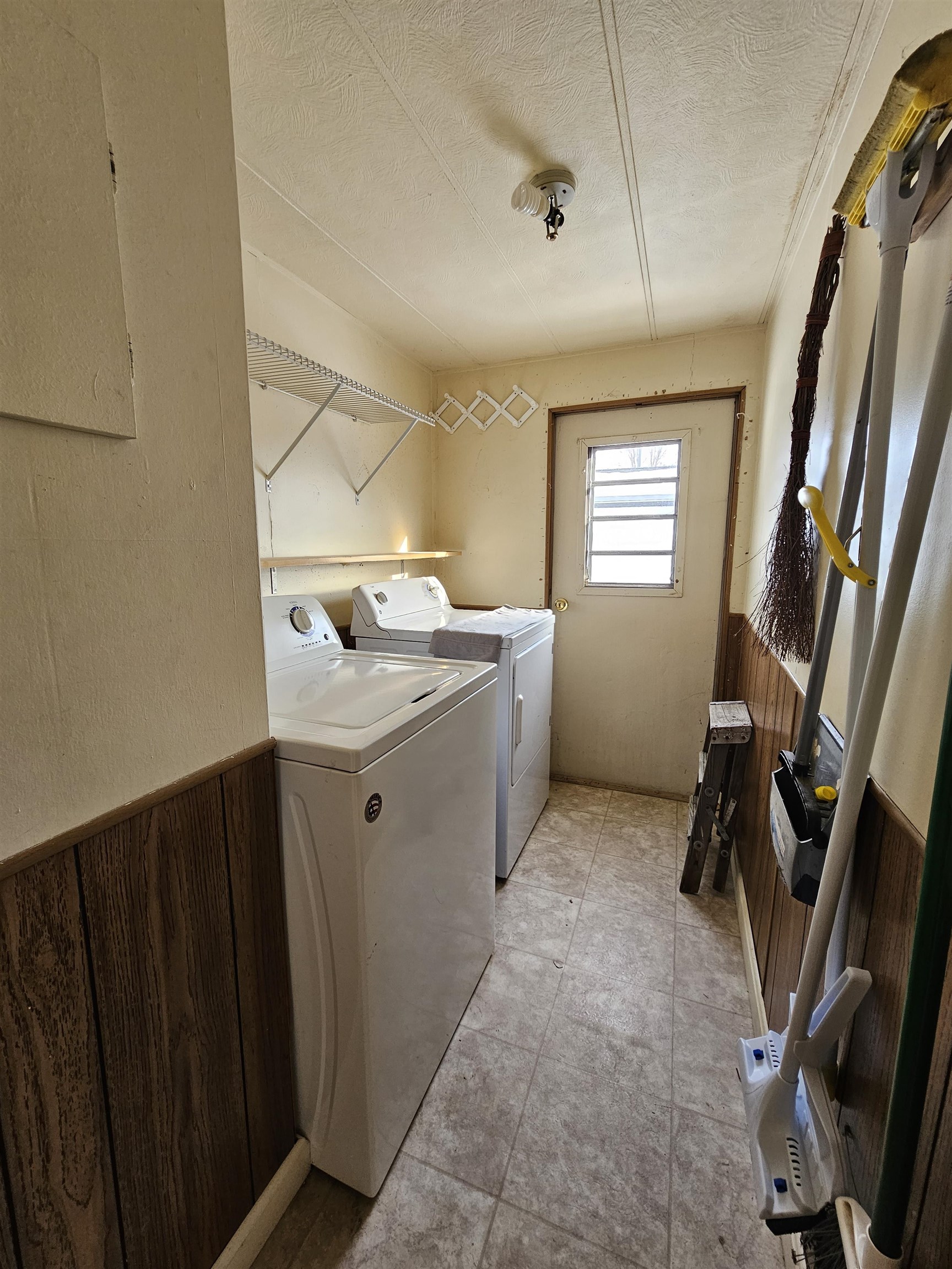 Boscawen, New Hampshire 03303, United States, 2 Bedrooms Bedrooms, ,1 BathroomBathrooms,Residential,Active,78738