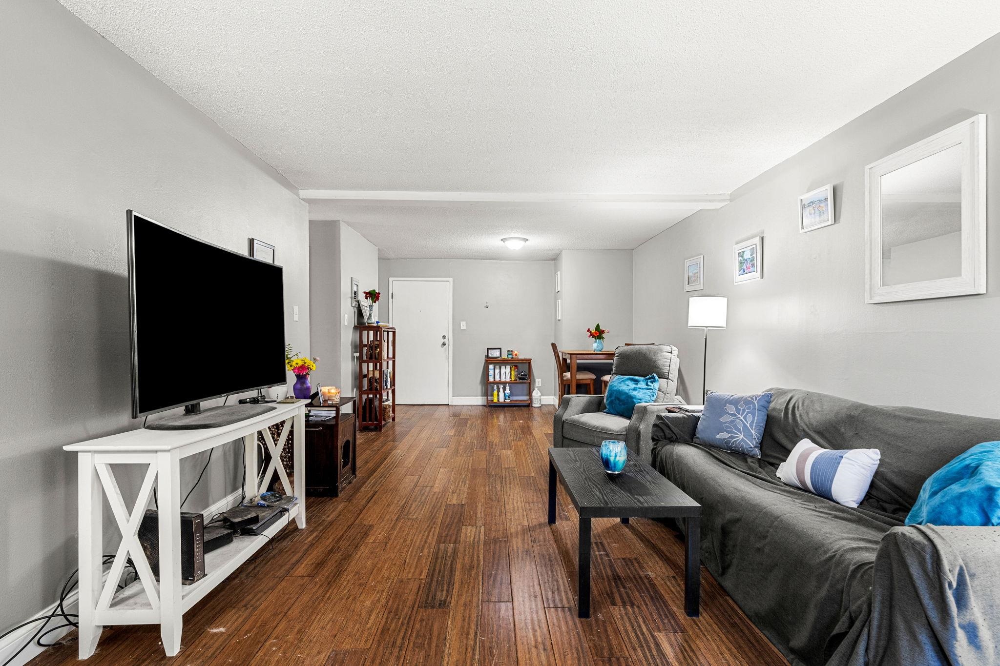 2 Silvestri Circle 4