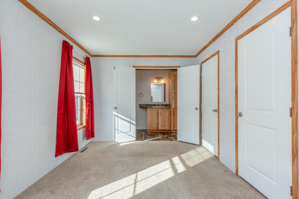 Concord, New Hampshire 03303, United States, 2 Bedrooms Bedrooms, ,2 BathroomsBathrooms,Residential,Active,895