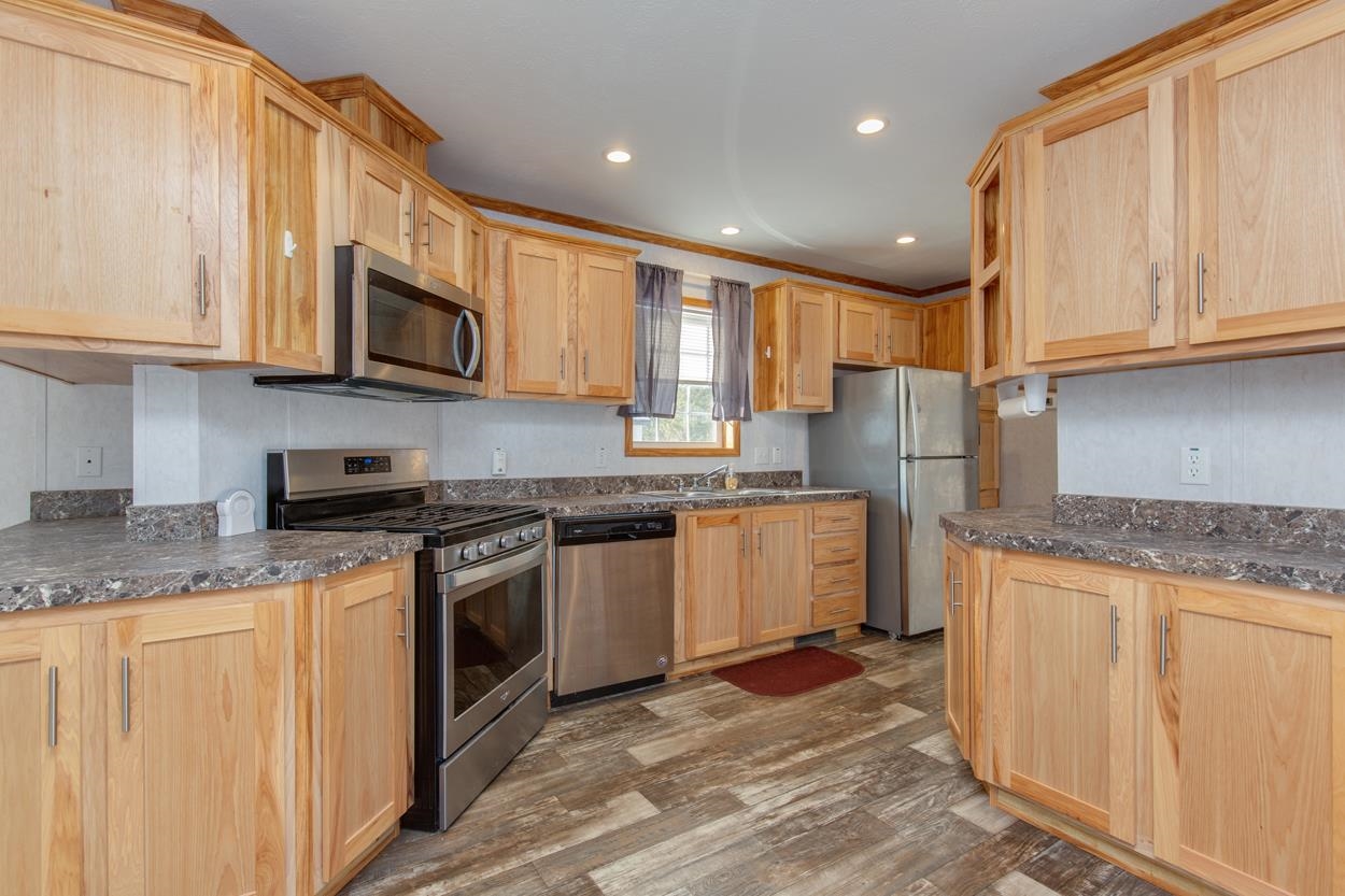 Concord, New Hampshire 03303, United States, 2 Bedrooms Bedrooms, ,2 BathroomsBathrooms,Residential,Active,895