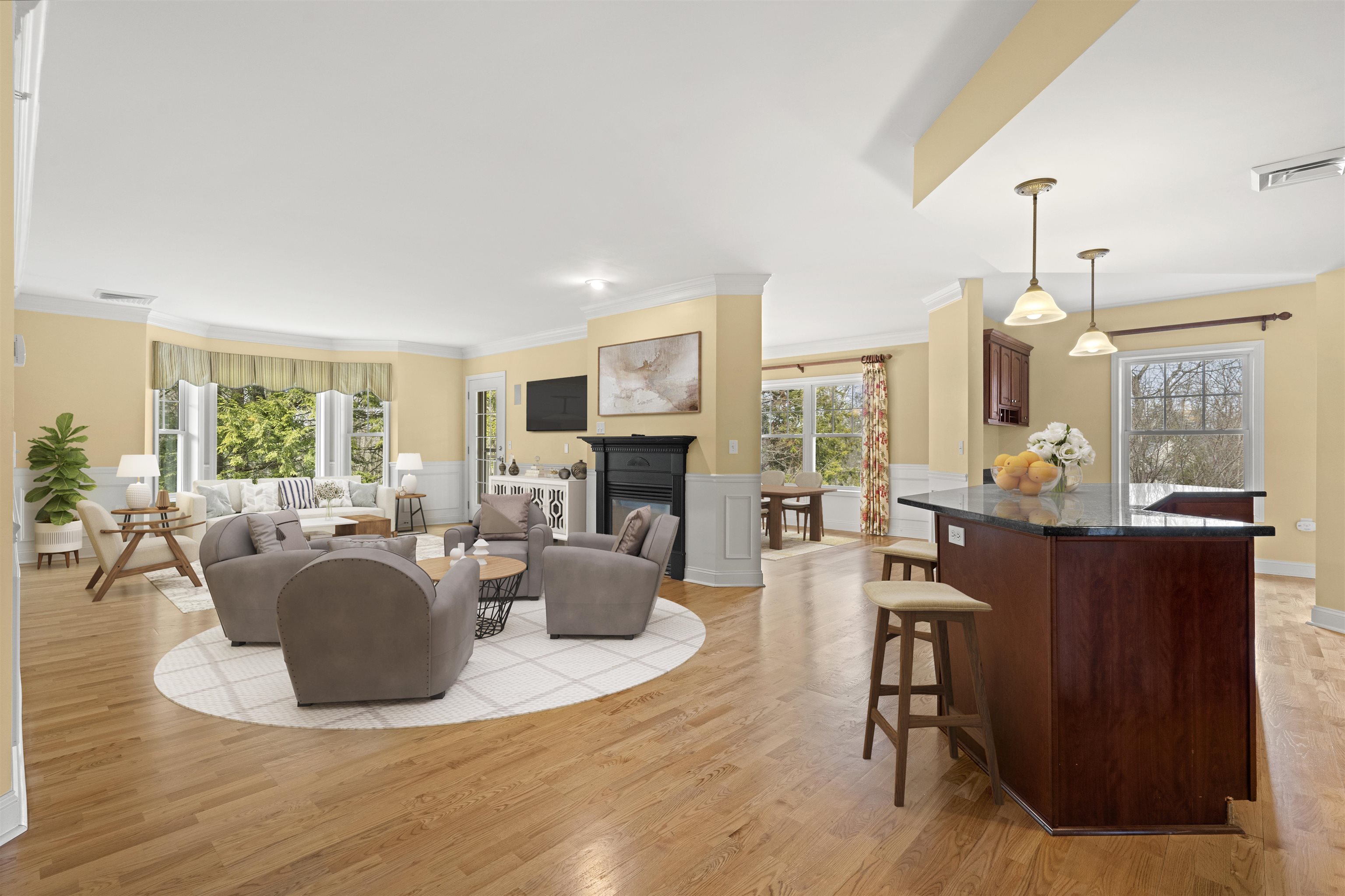 65 Hawthorne Drive 324