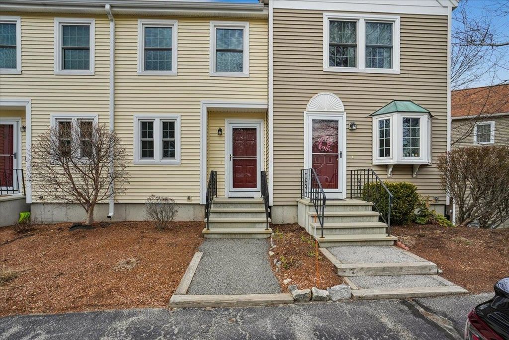 Photo of 417 Fox Hollow Way, Manchester, NH 03104 (MLS # 5080395)