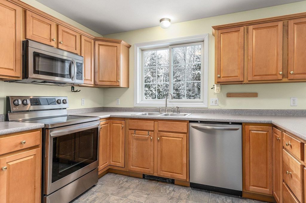 Photo of 56 Grandview Loop, Wakefield, NH 03872 (MLS # 5082632)