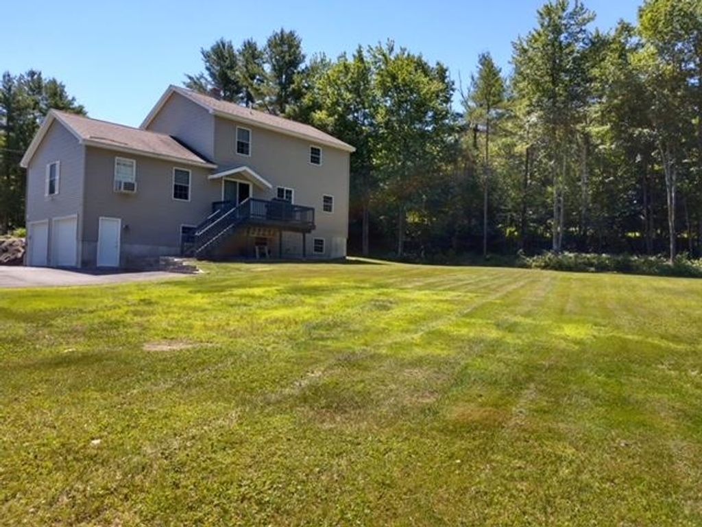 Photo of 56 Grandview Loop, Wakefield, NH 03872 (MLS # 5082632)