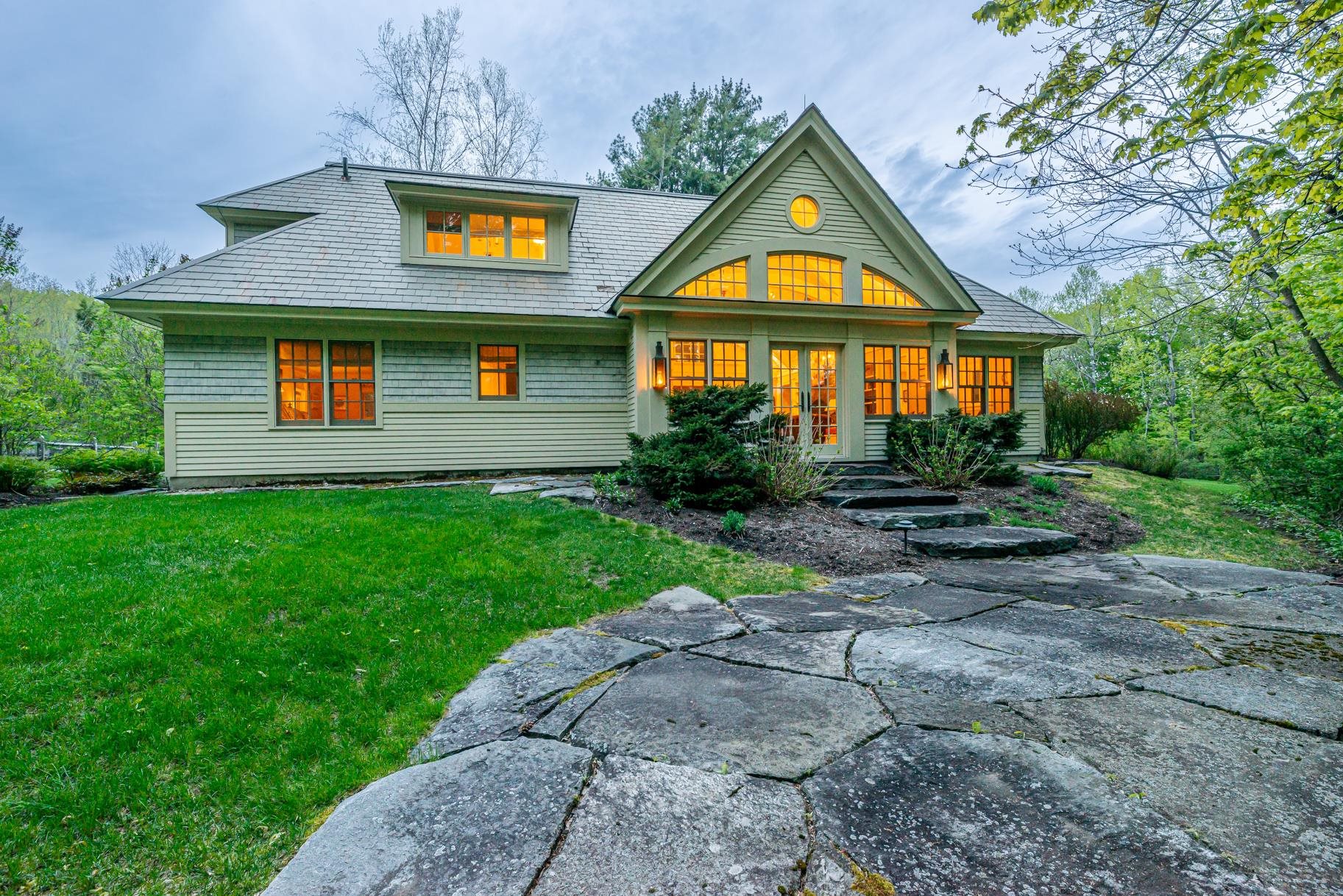 318 Spring Hill Lane