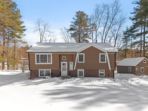 40 Westfall Road Pelham NH 03076