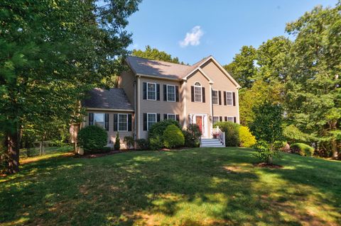 Photo of 7 Rellas Ridge, Kingston, NH 03848 (MLS # 5082172)