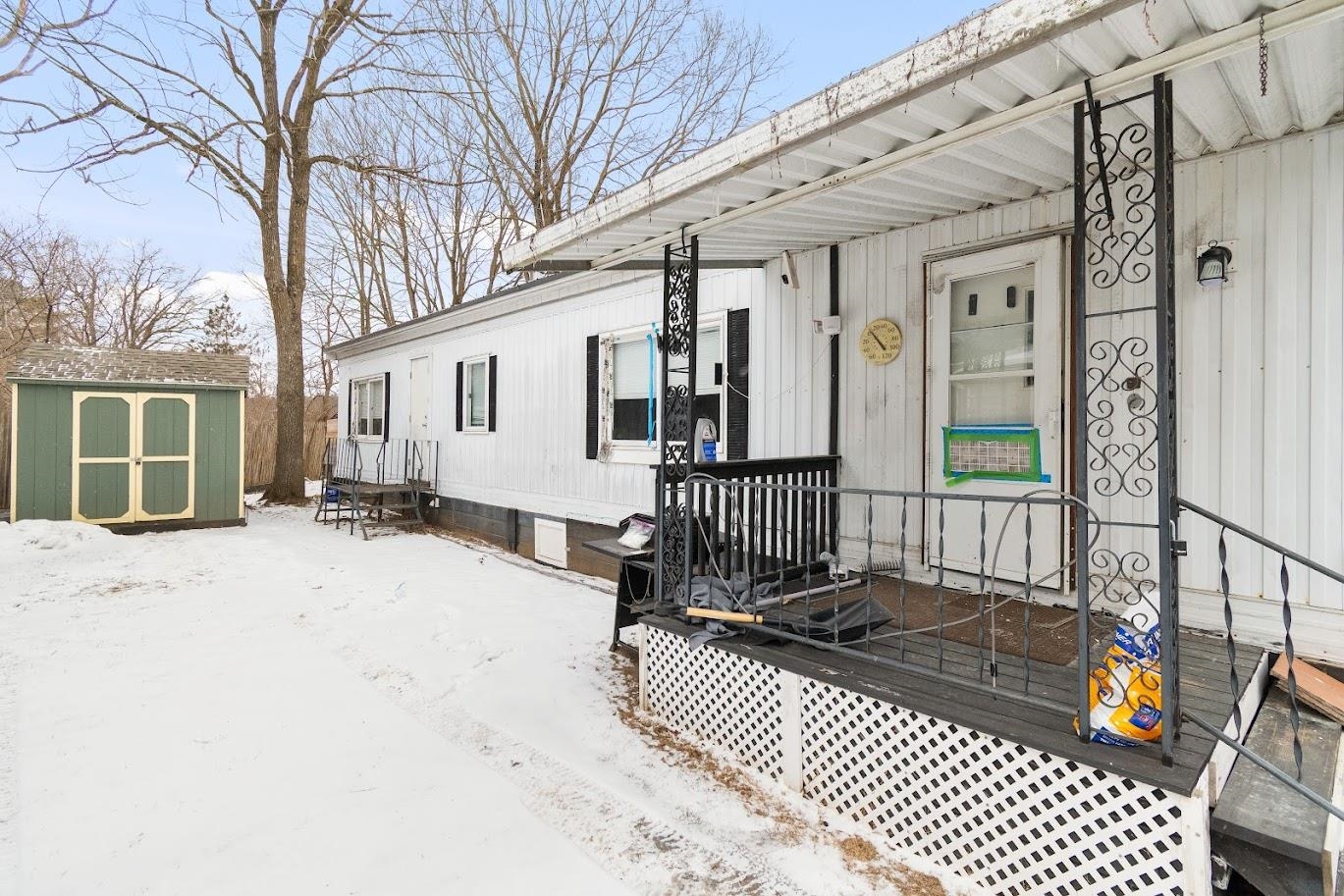 83 Camels Hump Avenue