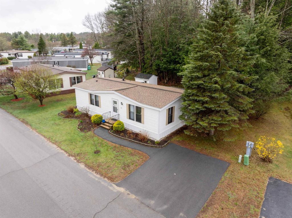 Photo of 52 Monadnock Drive, Rochester, NH 03867 (MLS # 5086502)