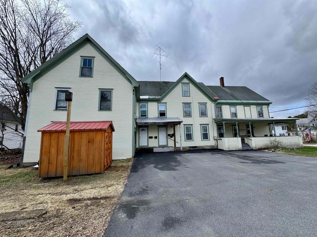 Photo of 20 Pine Street, Haverhill, NH 03785 (MLS # 5073941)