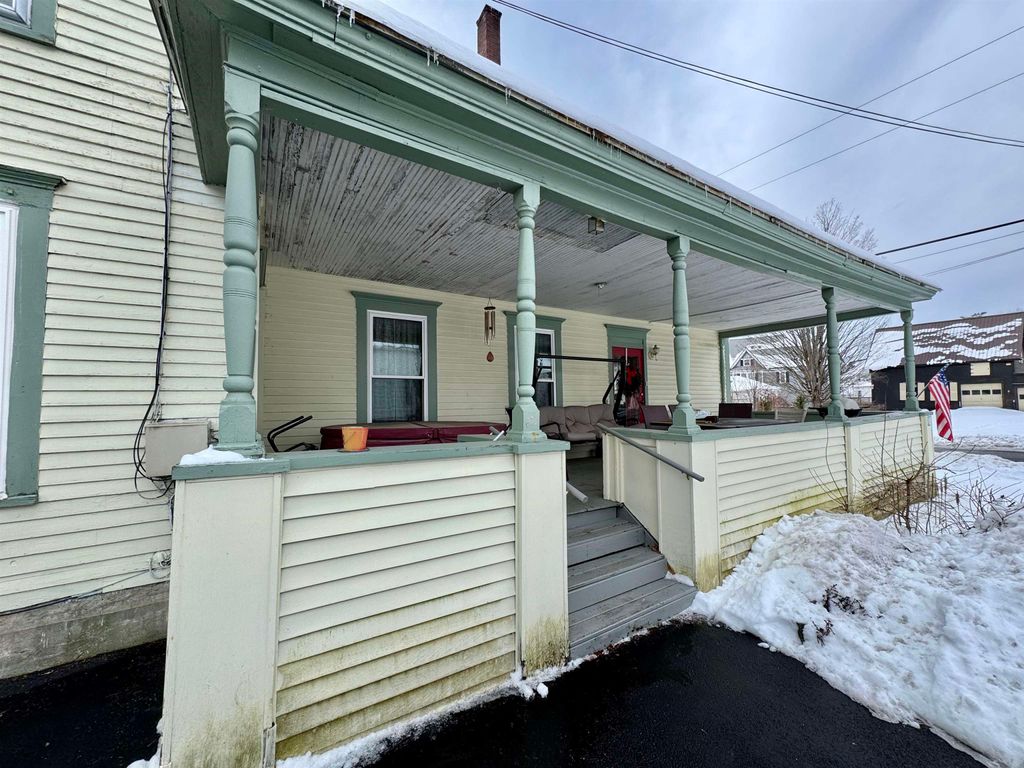 Photo of 20 Pine Street, Haverhill, NH 03785 (MLS # 5073941)