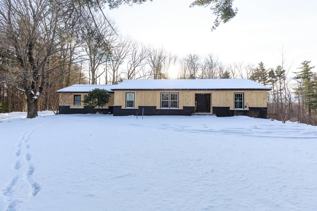 Photo of 1322 Main Street, Dublin, NH 03444 (MLS # 5074774)