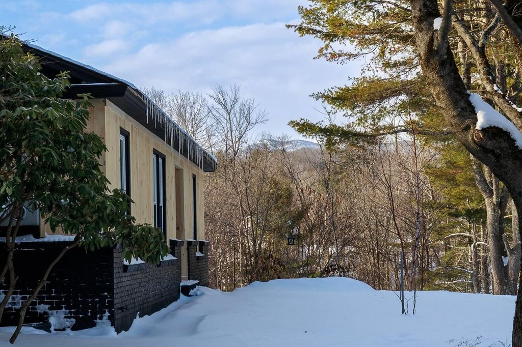 Photo of 1322 Main Street, Dublin, NH 03444 (MLS # 5074774)