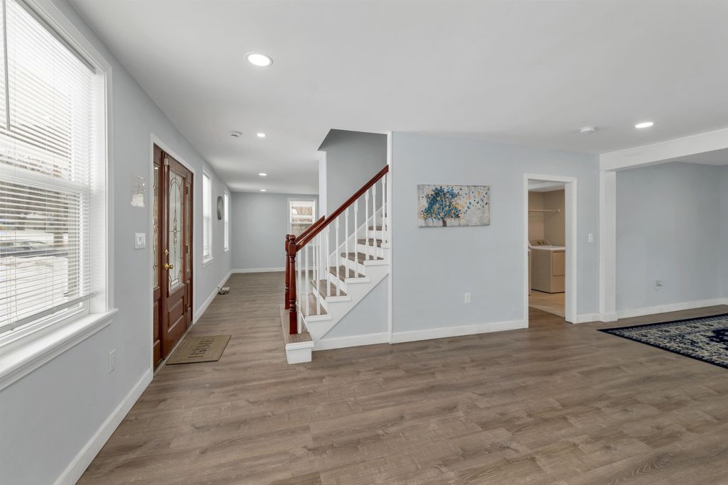 Photo of 151 Tolles Street, Nashua, NH 03064 (MLS # 5078308)