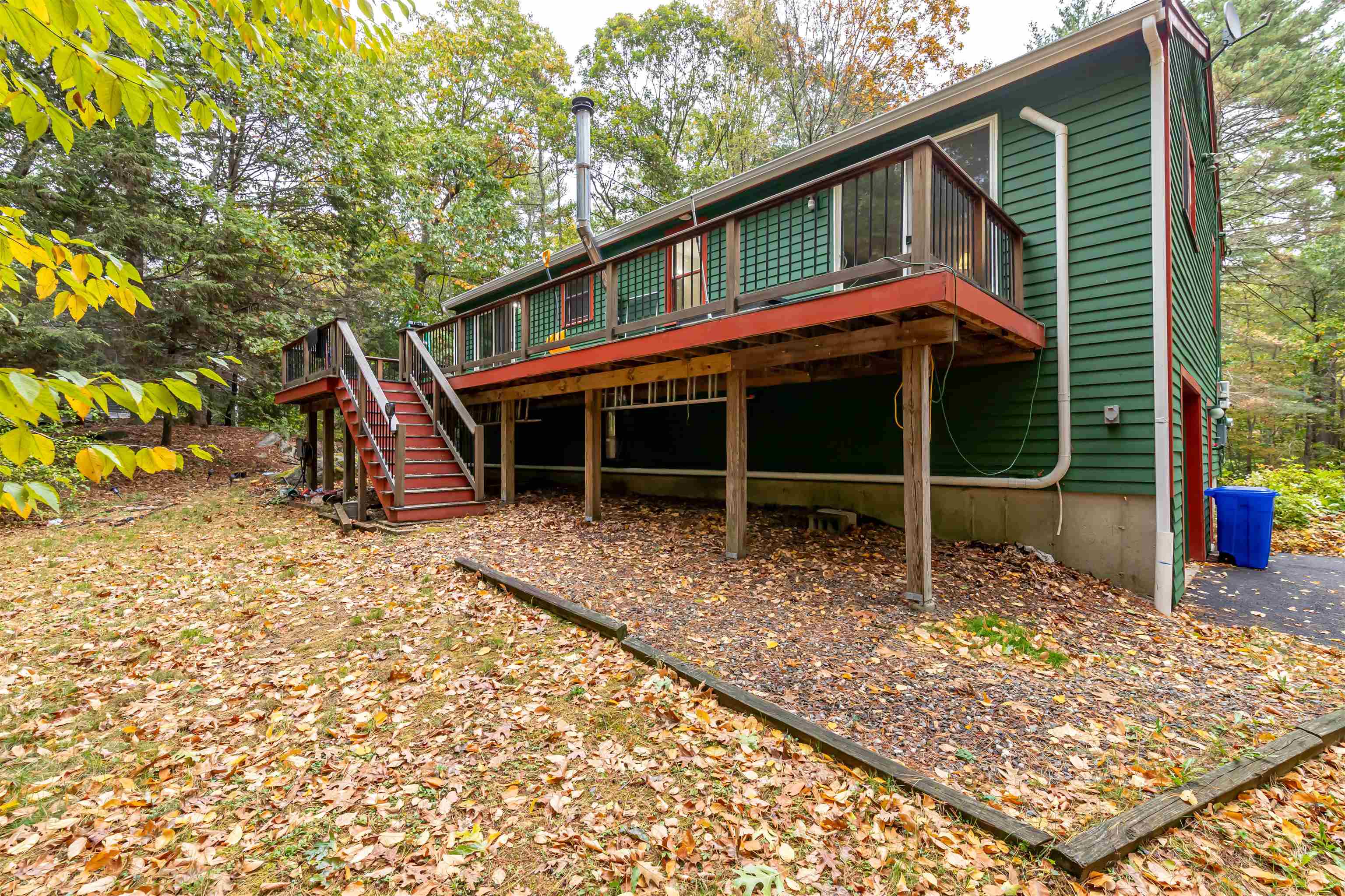 10 Merrill Lane