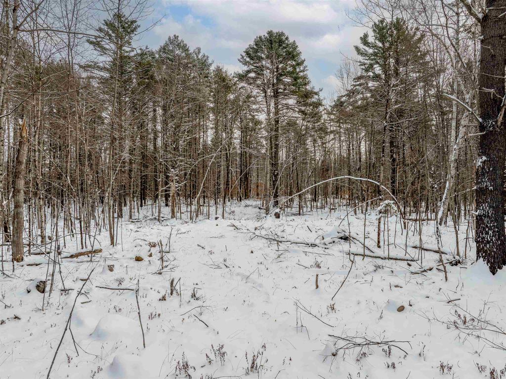 Photo of 32 Bean Road, Plainfield, NH 03781 (MLS # 5082857)