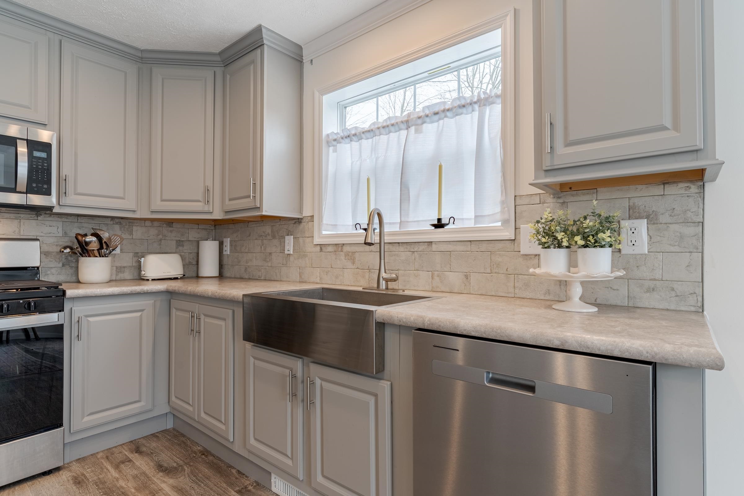 104 Robin Hood Drive